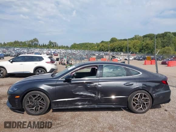 2021 Hyundai Sonata N Line with VIN 5NPEK4JC5MH108963, listed as a IAAI auction lot 43195113 with 101,460 mi miles and . Bid and sale history available at DreamBid. Image 14.