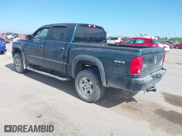 ✅ 2011 Ram Dakota Big Horn • VIN: 1D7RW3GP4BS661859 • Lot: 39649048. Wystawiony na IAAI z przebiegiem 121 712 mil. Bezpłatny archiwum sprzedaży aukcyjnych z USA i szczegółowy raport historii pojazdu na DreamBid. Zdjęcie 3.