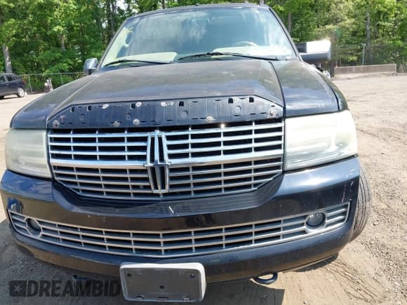 ✅ 2007 Lincoln Navigator • VIN: 5LMFU28567LJ16959 • Lot: 42211877. Wystawiony na IAAI z przebiegiem 196 635 mil. Bezpłatny archiwum sprzedaży aukcyjnych z USA i szczegółowy raport historii pojazdu na DreamBid. Zdjęcie 12.