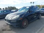 ✅ 2013 Porsche Cayenne GTS • VIN: WP1AD2A25DLA73937 • Lot: 43496033. Wystawiony na IAAI z przebiegiem 116 901 mil. Bezpłatny archiwum sprzedaży aukcyjnych z USA i szczegółowy raport historii pojazdu na DreamBid. Zdjęcie 2.