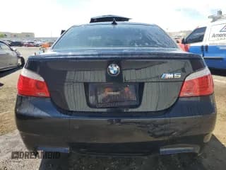 ✅ 2010 BMW M5 • VIN: WBSNB9C50AC043239 • Lot: 53918295. Wystawiony na Copart z przebiegiem 158 174 mil. Bezpłatny archiwum sprzedaży aukcyjnych z USA i szczegółowy raport historii pojazdu na DreamBid. Zdjęcie 6.