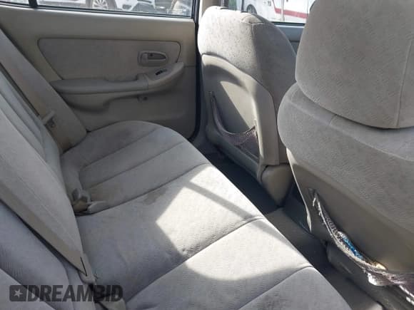 ✅ 2006 Hyundai Elantra GLS • VIN: KMHDN46D46U306149 • Lot: 42118244. Wystawiony na IAAI z przebiegiem 101 972 mil. Bezpłatny archiwum sprzedaży aukcyjnych z USA i szczegółowy raport historii pojazdu na DreamBid. Zdjęcie 8.