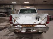 ✅ 2003 Chevrolet Silverado 2500HD LS • VIN: 1GCHK29U53E244524 • Lot: 43876661. Wystawiony na IAAI z przebiegiem 174 441 mil. Bezpłatny archiwum sprzedaży aukcyjnych z USA i szczegółowy raport historii pojazdu na DreamBid. Zdjęcie 15.