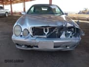 ✅ 2001 Mercedes-Benz CLK 320/430 • VIN: WDBLK65G01T070077 • Lot: 43783188. Wystawiony na IAAI z przebiegiem 151 353 mil. Bezpłatny archiwum sprzedaży aukcyjnych z USA i szczegółowy raport historii pojazdu na DreamBid. Zdjęcie 13.