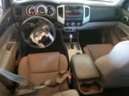 ✅ 2012 Toyota Tacoma PreRunner • VIN: 5TFJU4GN7CX019464 • Лот: 82155555. Опубликован ранее на Copart с пробегом 164 217 миль. Бесплатный доступ к архиву аукционных продаж из США и подробный отчёт об истории автомобиля на DreamBid. Изображение 8.