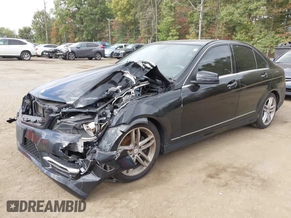 ✅ 2012 Mercedes-Benz C 300 Sport • VIN: WDDGF8BB8CA609173 • Lot: 43437585. Listed on IAAI with 120,384 mi. Free auction sales archive from the USA and detailed vehicle history report at DreamBid. Image 19.