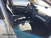 ✅ 2010 Chevrolet Aveo 1LT • VIN: KL1TD5DE0AB134556 • Lot: 41822057. Wystawiony na IAAI z przebiegiem 107 523 mil. Bezpłatny archiwum sprzedaży aukcyjnych z USA i szczegółowy raport historii pojazdu na DreamBid. Zdjęcie 5.