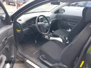 ✅ 2009 Hyundai Accent GS • VIN: KMHCM36C29U135759 • Лот: 42058051. Опубликован ранее на IAAI с пробегом 72 560 миль. Бесплатный доступ к архиву аукционных продаж из США и подробный отчёт об истории автомобиля на DreamBid. Изображение 5.