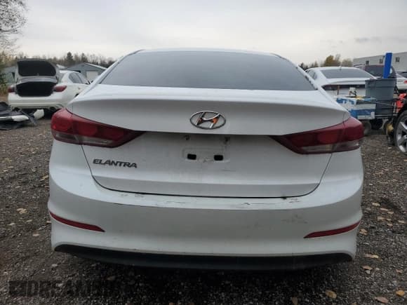 ✅ 2018 Hyundai Elantra SE • VIN: 5NPD74LF3JH231967 • Lot: 85752875. Listed on Copart with 153,738 mi. Free auction sales archive from the USA and detailed vehicle history report at DreamBid. Image 6.