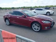 ✅ 2012 Tesla Model S Performance • VIN: 5YJSA1DP2CFS00239 • Lot: 42545138. Wystawiony na IAAI z przebiegiem 127 191 mil. Bezpłatny archiwum sprzedaży aukcyjnych z USA i szczegółowy raport historii pojazdu na DreamBid. Zdjęcie 13.