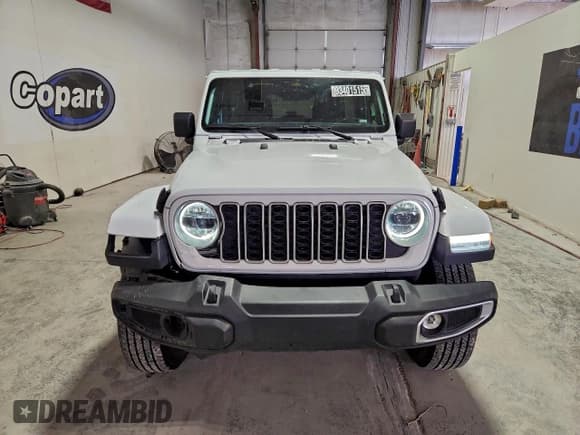 ✅ 2025 Jeep Wrangler Sahara • VIN: 1C4PJXEN1SW589097 • Lot: 93401515. Listed on Copart with 16,414 mi. Free auction sales archive from the USA and detailed vehicle history report at DreamBid. Image 5.