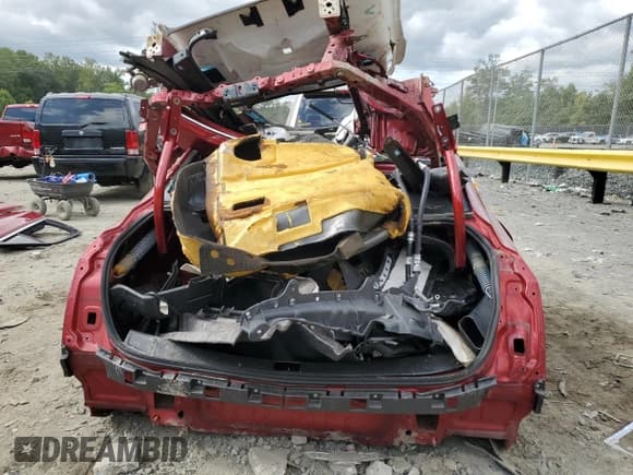 ✅ 2017 Cadillac CTS-V • VIN: 1G6A15S62H0162405 • Лот: 68011954. Опубликован ранее на Copart с пробегом Не указан. Бесплатный доступ к архиву аукционных продаж из США и подробный отчёт об истории автомобиля на DreamBid. Изображение 6.