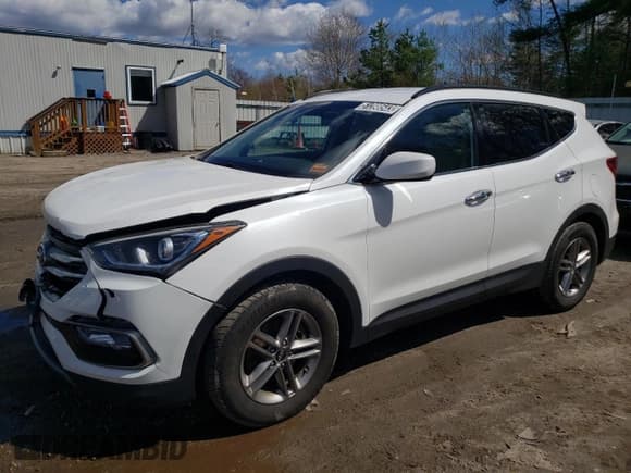 ✅ 2017 Hyundai Santa Fe 2.4L • VIN: 5NMZUDLB1HH018227 • Лот: 50695053. Опубликован ранее на Copart с пробегом 60 943 миль. Бесплатный доступ к архиву аукционных продаж из США и подробный отчёт об истории автомобиля на DreamBid. Изображение 1.