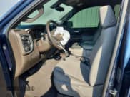 ✅ 2019 Chevrolet Silverado 1500 LT • VIN: 1GCRWCED4KZ191715 • Lot: 80177235. Wystawiony na Copart z przebiegiem 84 433 mil. Bezpłatny archiwum sprzedaży aukcyjnych z USA i szczegółowy raport historii pojazdu na DreamBid. Zdjęcie 7.