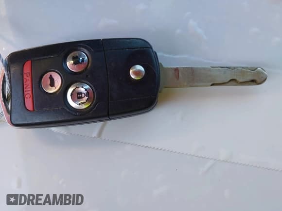 ✅ 2012 Acura MDX • VIN: 2HNYD2H28CH524211 • Lot: 43475707. Listed on IAAI with 145,184 mi. Free auction sales archive from the USA and detailed vehicle history report at DreamBid. Image 11.