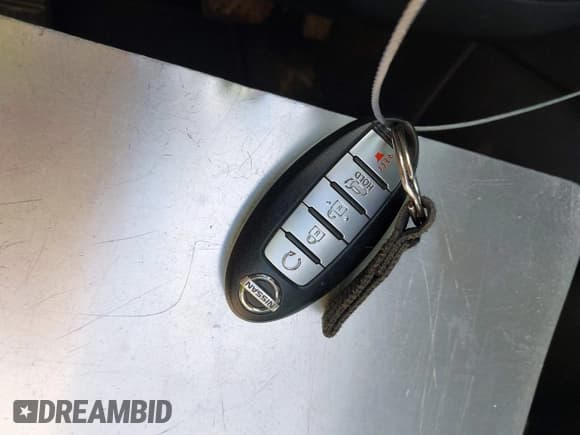 ✅ 2015 Nissan Pathfinder S • VIN: 5N1AR2MM2FC659834 • Lot: 43488153. Wystawiony na IAAI z przebiegiem 244 066 mil. Bezpłatny archiwum sprzedaży aukcyjnych z USA i szczegółowy raport historii pojazdu na DreamBid. Zdjęcie 11.