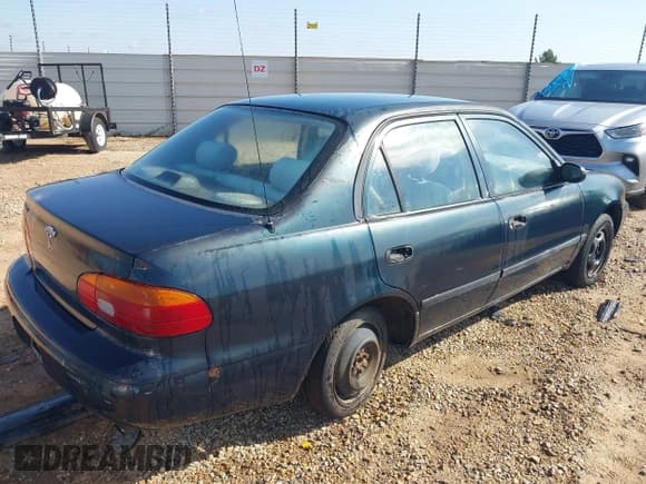 ✅ 1998 Chevrolet Prizm Lsi • VIN: 1Y1SK5281WZ425892 • Lot: 42250732. Listed on IAAI with Not provided. Free auction sales archive from the USA and detailed vehicle history report at DreamBid. Image 4.