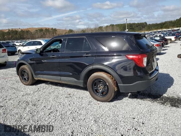 ✅ 2022 Ford Police Interceptor Utility • VIN: 1FM5K8AB1NGA99999 • Lot: 44974755. Wystawiony na Copart z przebiegiem Nie podano. Bezpłatny archiwum sprzedaży aukcyjnych z USA i szczegółowy raport historii pojazdu na DreamBid. Zdjęcie 2.