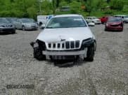 ✅ 2019 Jeep Cherokee Altitude • VIN: 1C4PJMLB0KD472727 • Lot: 58987935. Listed on Copart with 43,255 mi. Free auction sales archive from the USA and detailed vehicle history report at DreamBid. Image 15.