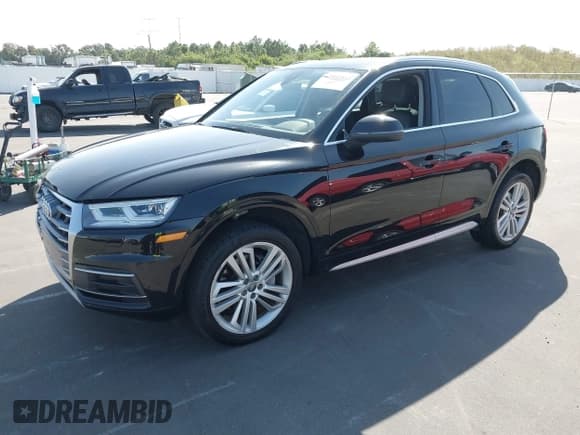 ✅ 2018 Audi Q5 Premium Plus • VIN: WA1BNAFY4J2005053 • Lot: 43502567. Wystawiony na IAAI z przebiegiem 71 220 mil. Bezpłatny archiwum sprzedaży aukcyjnych z USA i szczegółowy raport historii pojazdu na DreamBid. Zdjęcie 2.