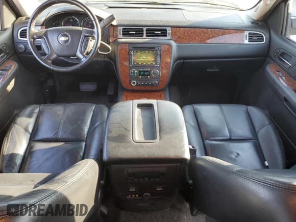 ✅ 2007 Chevrolet Avalanche LTZ • VIN: 3GNEC12J17G285281 • Лот: 80958455. Опубликован ранее на Copart с пробегом 185 362 миль. Бесплатный доступ к архиву аукционных продаж из США и подробный отчёт об истории автомобиля на DreamBid. Изображение 8.