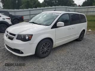 2015 Dodge Grand Caravan R/T z VIN 2C4RDGEG0FR702330, wystawiony jako Copart lot #85279015 z przebiegiem 146 996 mil mil oraz Szkoda całkowita • Salvage title. Historia ofert i sprzedaży dostępna na DreamBid. Obrazek 1.