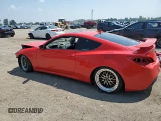 ✅ 2010 Hyundai Genesis Coupe Track • VIN: KMHHU6KH5AU033577 • Lot: 68258535. Wystawiony na Copart z przebiegiem Nie podano. Bezpłatny archiwum sprzedaży aukcyjnych z USA i szczegółowy raport historii pojazdu na DreamBid. Zdjęcie 2.
