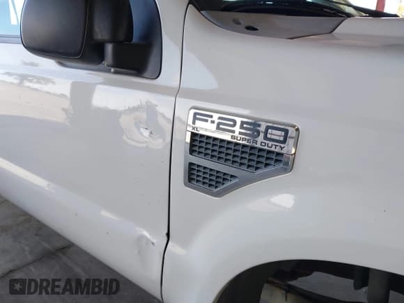 ✅ 2008 Ford F-250 XL • VIN: 1FTSW21548EA98333 • Lot: 41810463. Listed on IAAI with 132,854 mi. Free auction sales archive from the USA and detailed vehicle history report at DreamBid. Image 19.