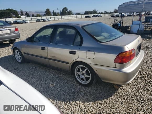 ✅ 2000 Honda Civic DX • VIN: 2HGEJ652XYH520733 • Лот: 90925115. Опубликован ранее на Copart с пробегом 306 723 миль. Бесплатный доступ к архиву аукционных продаж из США и подробный отчёт об истории автомобиля на DreamBid. Изображение 2.