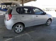 ✅ 2009 Pontiac G3 • VIN: KL2TD66E69B633341 • Lot: 62137225. Wystawiony na Copart z przebiegiem 104 379 mil. Bezpłatny archiwum sprzedaży aukcyjnych z USA i szczegółowy raport historii pojazdu na DreamBid. Zdjęcie 3.