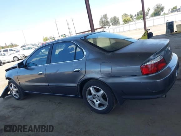 ✅ 2002 Acura TL • VIN: 19UUA56662A045613 • Lot: 42593514. Wystawiony na IAAI z przebiegiem 153 831 mil. Bezpłatny archiwum sprzedaży aukcyjnych z USA i szczegółowy raport historii pojazdu na DreamBid. Zdjęcie 14.