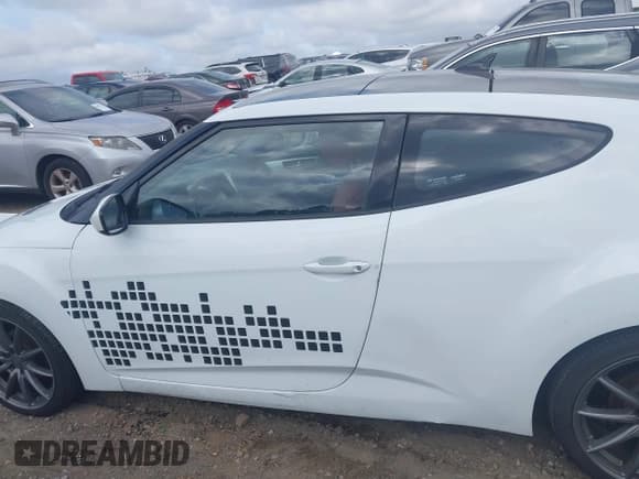 ✅ 2013 Hyundai Veloster w/Gray Int • VIN: KMHTC6AD3DU131703 • Lot: 42468831. Wystawiony na IAAI z przebiegiem 188 513 mil. Bezpłatny archiwum sprzedaży aukcyjnych z USA i szczegółowy raport historii pojazdu na DreamBid. Zdjęcie 15.