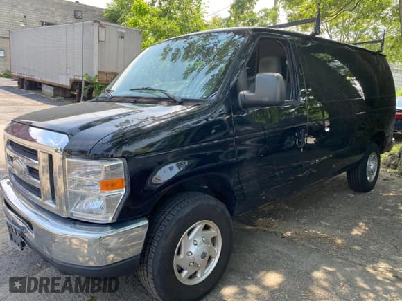✅ 2014 Ford Econoline Cargo Commercial • VIN: 1FTNE2EW6EDA32631 • Lot: 61028315. Listed on Copart with 160,495 mi. Free auction sales archive from the USA and detailed vehicle history report at DreamBid. Image 2.