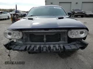 ✅ 2013 Dodge Challenger R/T • VIN: 2C3CDYBT0DH565085 • Lot: 42561275. Wystawiony na Copart z przebiegiem 89 082 mil. Bezpłatny archiwum sprzedaży aukcyjnych z USA i szczegółowy raport historii pojazdu na DreamBid. Zdjęcie 5.