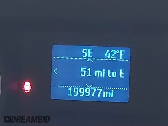 ✅ 2016 Ford Fusion S • VIN: 3FA6P0G73GR177327 • Lot: 41217967. Wystawiony na IAAI z przebiegiem 199 977 mil. Bezpłatny archiwum sprzedaży aukcyjnych z USA i szczegółowy raport historii pojazdu na DreamBid. Zdjęcie 15.