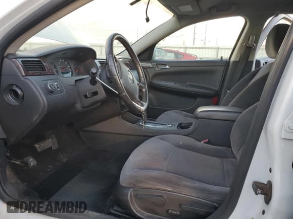 ✅ 2013 Chevrolet Impala LS • VIN: 2G1WA5E3XD1194269 • Лот: 91389375. Опубликован ранее на Copart с пробегом 167 596 миль. Бесплатный доступ к архиву аукционных продаж из США и подробный отчёт об истории автомобиля на DreamBid. Изображение 7.