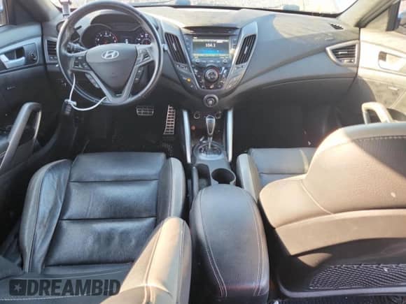 ✅ 2016 Hyundai Veloster Turbo • VIN: KMHTC6AE5GU271121 • Lot: 81811655. Listed on Copart with 159,559 mi miles. Access the free auction sales archive from the USA and view a detailed vehicle history report at DreamBid. Image 8.