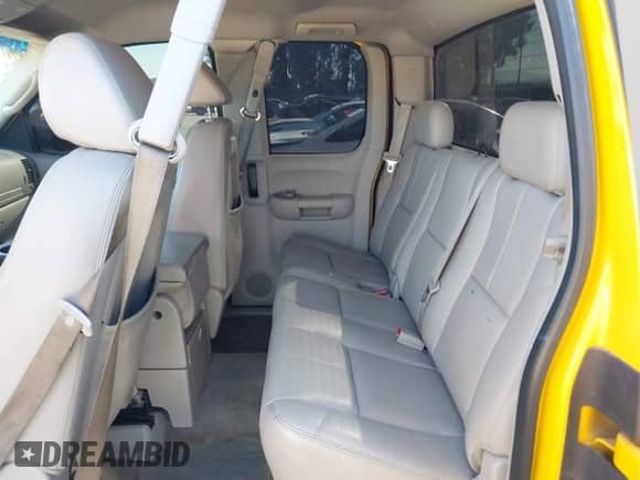 2008 GMC Sierra 1500 SLE1 with VIN 1GTEK19C68Z219801, listed as a IAAI auction lot 43472446 with 200,189 mi miles and . Bid and sale history available at DreamBid. Image 8.