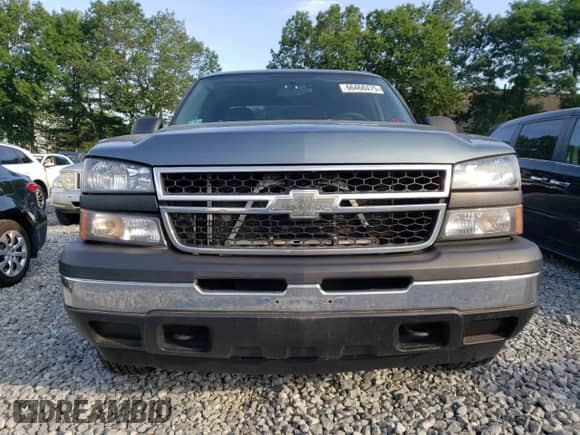 2007 Chevrolet Silverado 1500 with VIN 2GCEK19Z471106327, listed as a Copart auction lot 66468475 with 322,698 mi miles and Clean title. Bid and sale history available at DreamBid. Image 5.