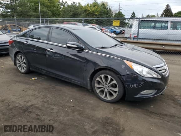 ✅ 2013 Hyundai Sonata SE • VIN: 5NPEC4AB7DH683845 • Lot: 65215214. Listed on Copart with 134,062 mi. Free auction sales archive from the USA and detailed vehicle history report at DreamBid. Image 4.