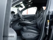 ✅ 2022 Aston Martin DBX • VIN: SD7VUJAW9NTV05320 • Lot: 66224245. Wystawiony na Copart z przebiegiem 9 231 mil. Bezpłatny archiwum sprzedaży aukcyjnych z USA i szczegółowy raport historii pojazdu na DreamBid. Zdjęcie 9.