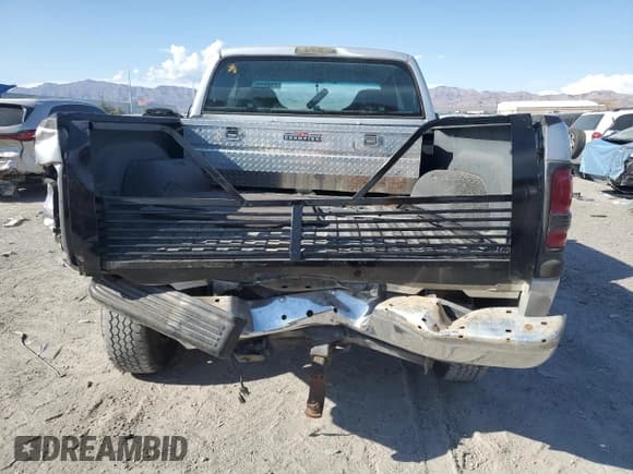 ✅ 2001 Dodge 2500 • VIN: 3B7KF23701G820913 • Lot: 71560975. Listed on Copart with 60,430 mi. Free auction sales archive from the USA and detailed vehicle history report at DreamBid. Image 6.