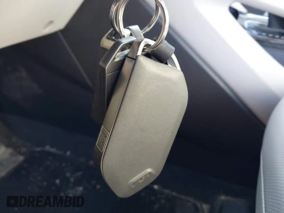 ✅ 2024 Kia Telluride S • VIN: 5XYP6DGCXRG454896 • Lot: 42994455. Listed on IAAI with 50,137 mi. Free auction sales archive from the USA and detailed vehicle history report at DreamBid. Image 11.