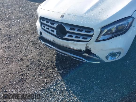 ✅ 2019 Mercedes-Benz GLA 250 • VIN: WDCTG4EB2KJ551287 • Лот: 43243524. Опубликован ранее на IAAI с пробегом 142 680 миль. Бесплатный доступ к архиву аукционных продаж из США и подробный отчёт об истории автомобиля на DreamBid. Изображение 6.