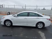 ✅ 2013 Hyundai Sonata Limited • VIN: KMHEC4A43DA094246 • Лот: 42409946. Опубликован ранее на IAAI с пробегом 126 953 миль. Бесплатный доступ к архиву аукционных продаж из США и подробный отчёт об истории автомобиля на DreamBid. Изображение 14.