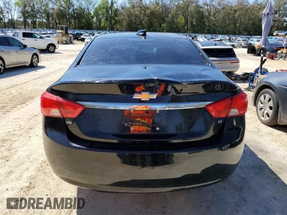 ✅ 2018 Chevrolet Impala LT • VIN: 1G1105S33JU111458 • Лот: 48130155. Опубликован ранее на Copart с пробегом 133 021 миль. Бесплатный доступ к архиву аукционных продаж из США и подробный отчёт об истории автомобиля на DreamBid. Изображение 6.