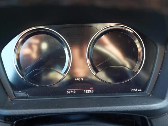 ✅ 2019 BMW X1 sDrive28i • VIN: WBXHU7C54K3H45462 • Lot: 41209117. Listed on IAAI with 52,719 mi. Free auction sales archive from the USA and detailed vehicle history report at DreamBid. Image 7.