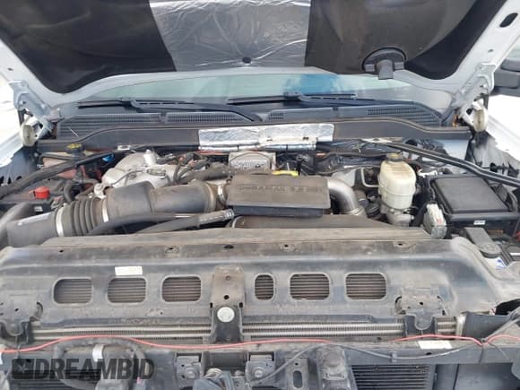 ✅ 2017 Chevrolet Silverado 2500HD Work Truck • VIN: 1GC1KUEY2HF229468 • Lot: 42615385. Wystawiony na IAAI z przebiegiem 88 472 mil. Bezpłatny archiwum sprzedaży aukcyjnych z USA i szczegółowy raport historii pojazdu na DreamBid. Zdjęcie 10.