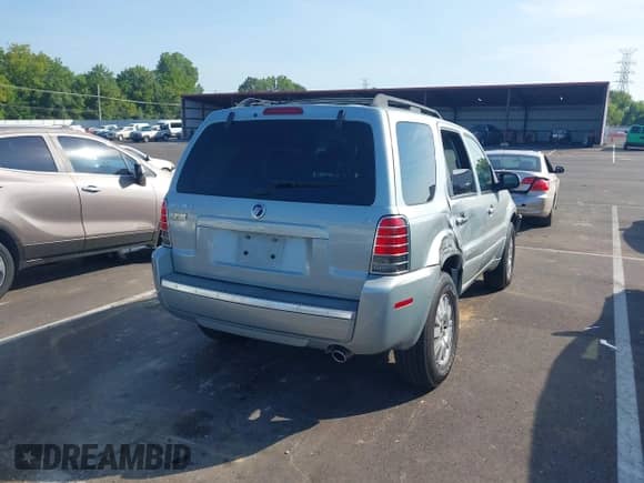 2006 Mercury Mariner Luxury с VIN 4M2YU56156DJ00787, выставлен на аукционе IAAI как лот 42845606 с пробегом 116 035 миль миль и . История ставок и продаж доступна на DreamBid. Изображение 4.