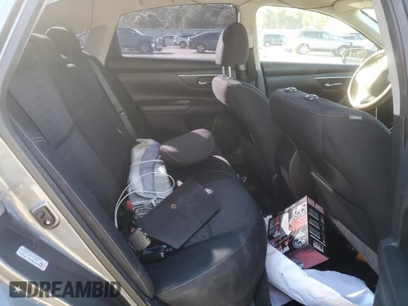 ✅ 2017 Nissan Altima SV • VIN: 1N4AL3AP8HC255116 • Lot: 92720105. Listed on Copart with 150,343 mi. Free auction sales archive from the USA and detailed vehicle history report at DreamBid. Image 10.